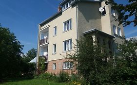 Hostynna Sadyba